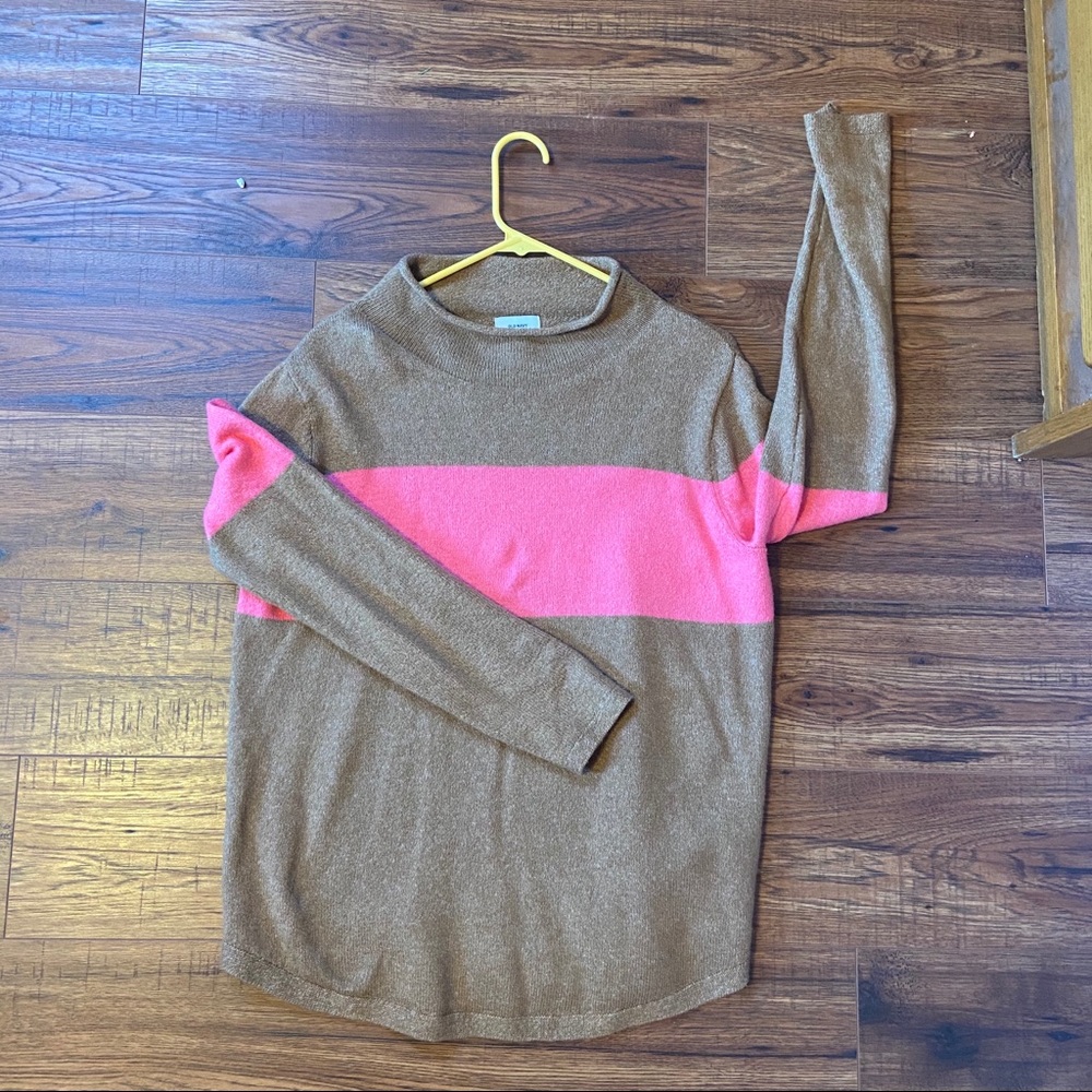 Old Navy Tan and Pink Colorblock Sweater